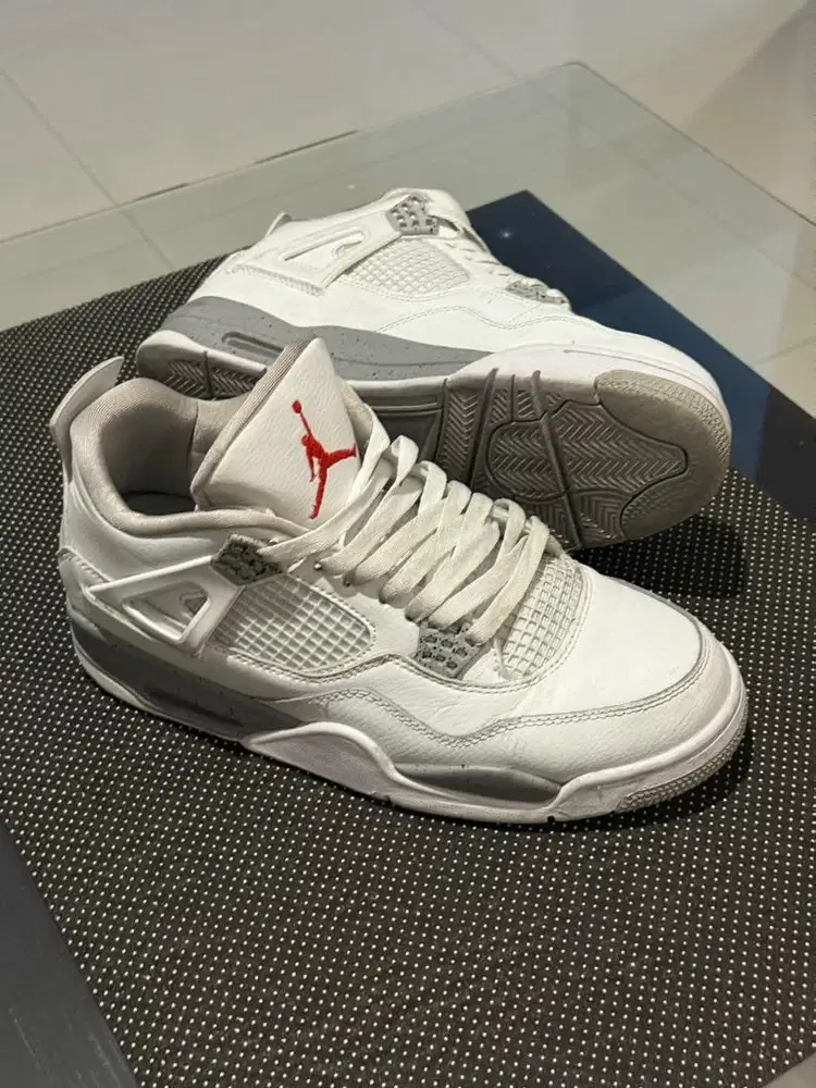 Nike Air Jordan 4 Retro White Oreo Size 43/44