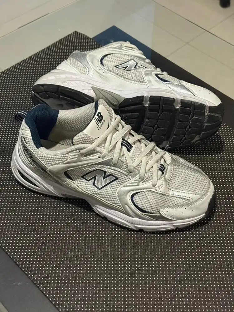 New Balance 530 Silver Size 43/44