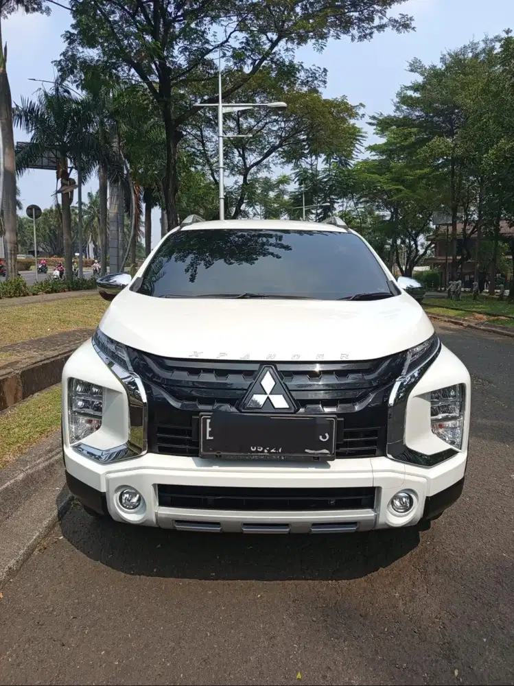MITSUBISHI XPANDER CROSS MATIC 2022 PUTIH