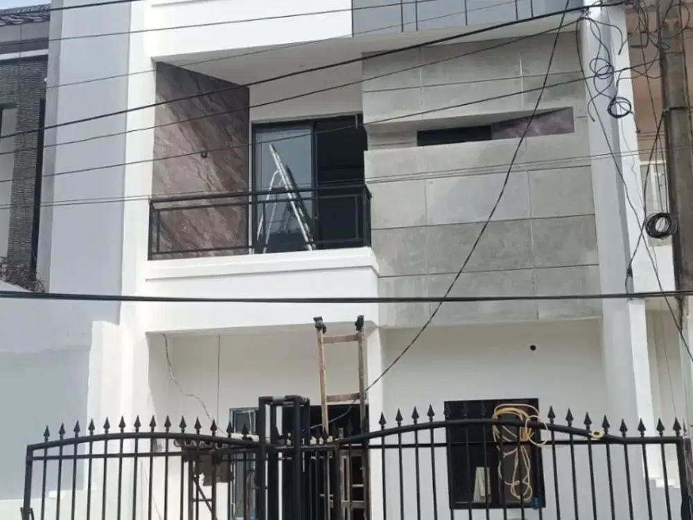 Dijual Rumah Baru  Citra garden 3 jak barat