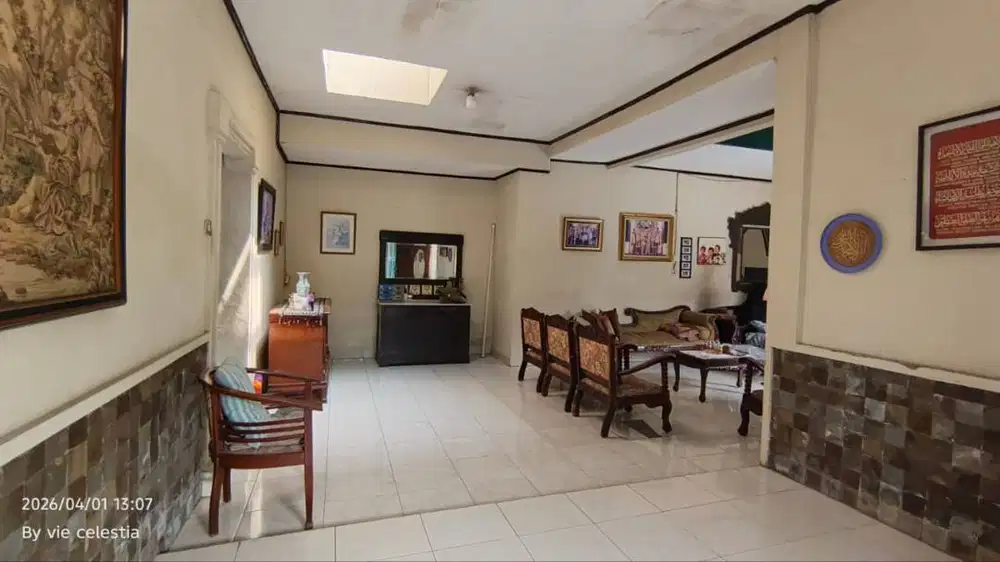 Dijual Rumah Luas Hitung Tanah Jalan Lebar Dekat Kopo Shafira