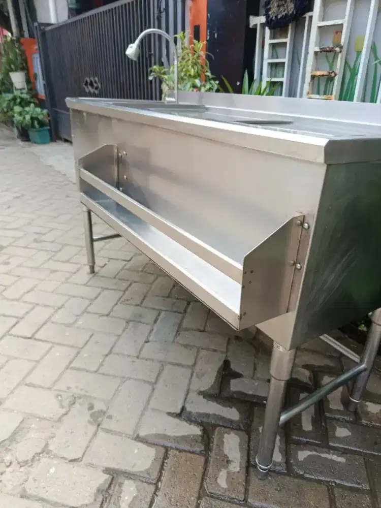 Sink icebin station