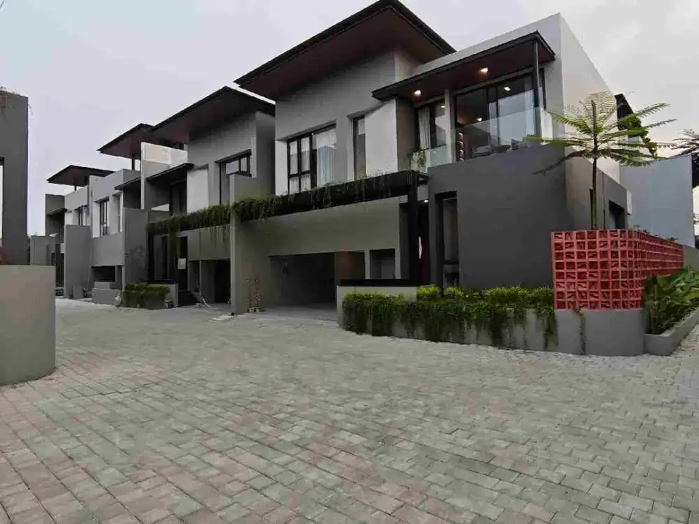 Rumah Modern Tropical Cilandak area TB. Simatupang