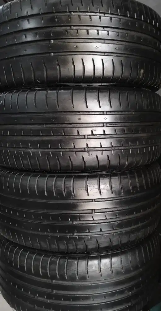 FS BAN MURAH ACCELERA PHI 245/40/19