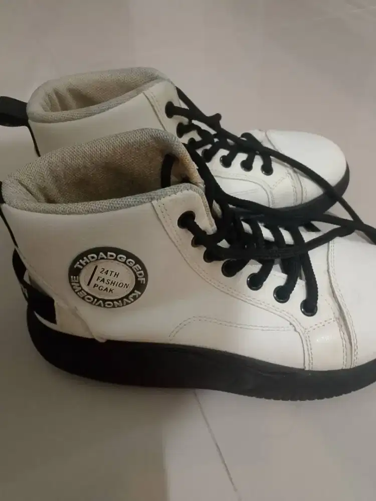 Sepatu fashion size 36