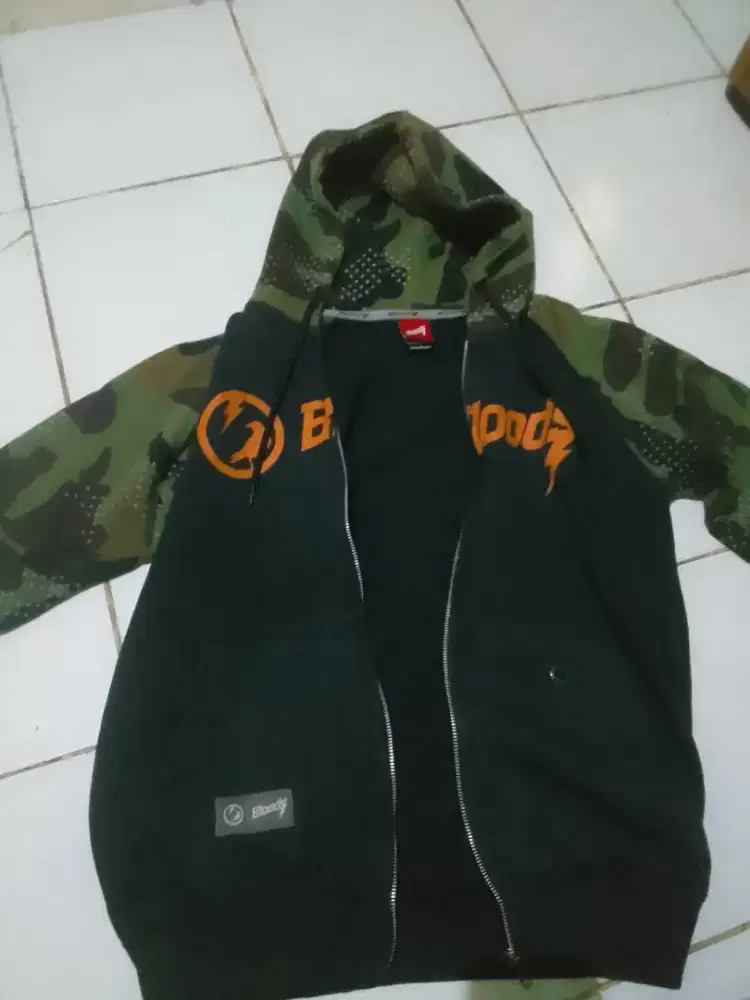 Jaket ori di jual cepat aja 125.000 nett