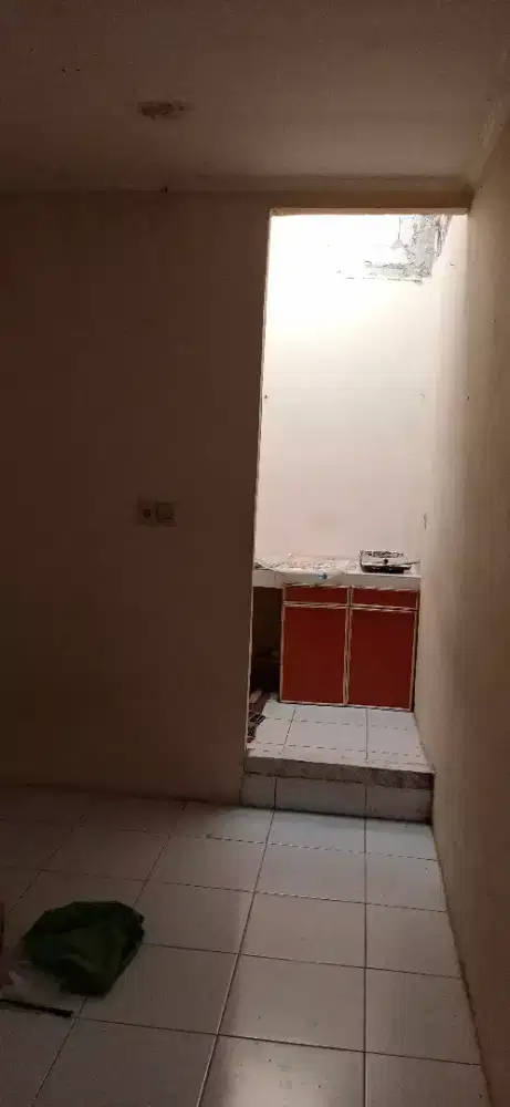 Indikos/kontrakan (4 petak)