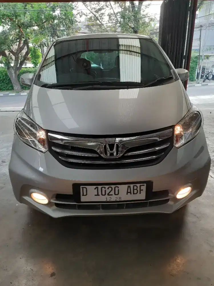 Jual freed gb3 E psd at 2013