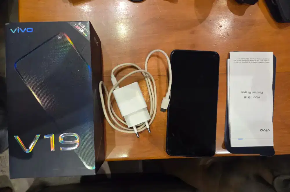 Vivo V19 8/128GB
