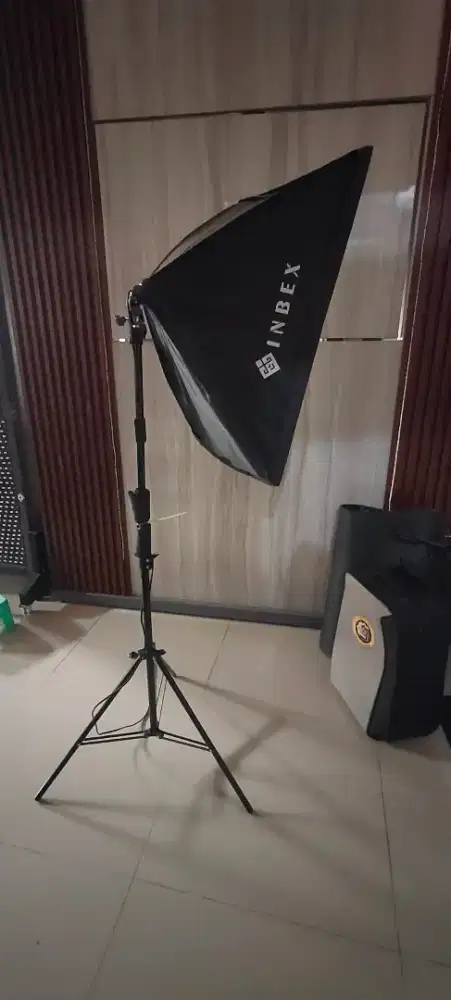 Lampu ngontent no minus