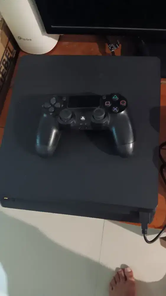 PlayStation 4 kapasitas 1Tera