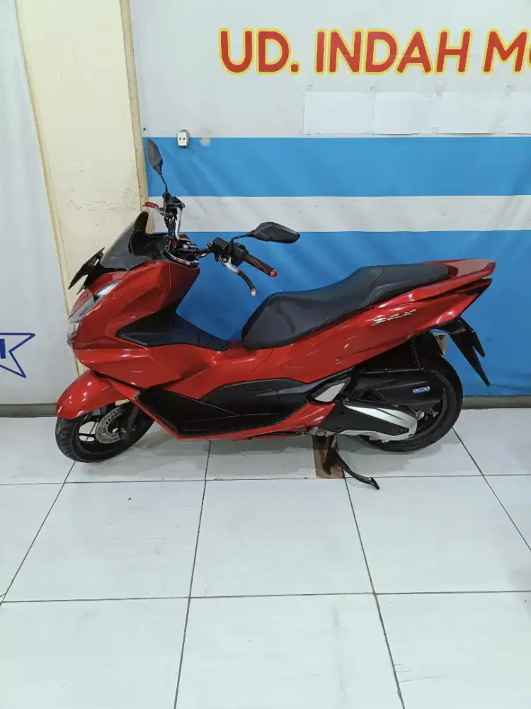 HONDA PCX NON ABS 160 2022 BISA KREDIT SIAP PAKAI