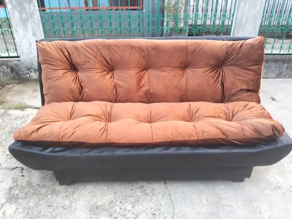 sofa bed bahan bludru halus