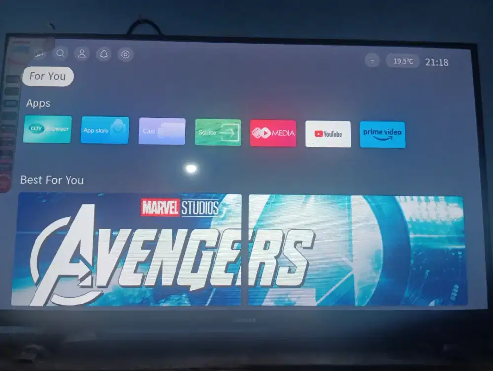 SMART TV SAKEN LUMINA LED