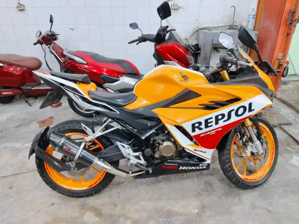 Jual CBR 150R Repsol ABS