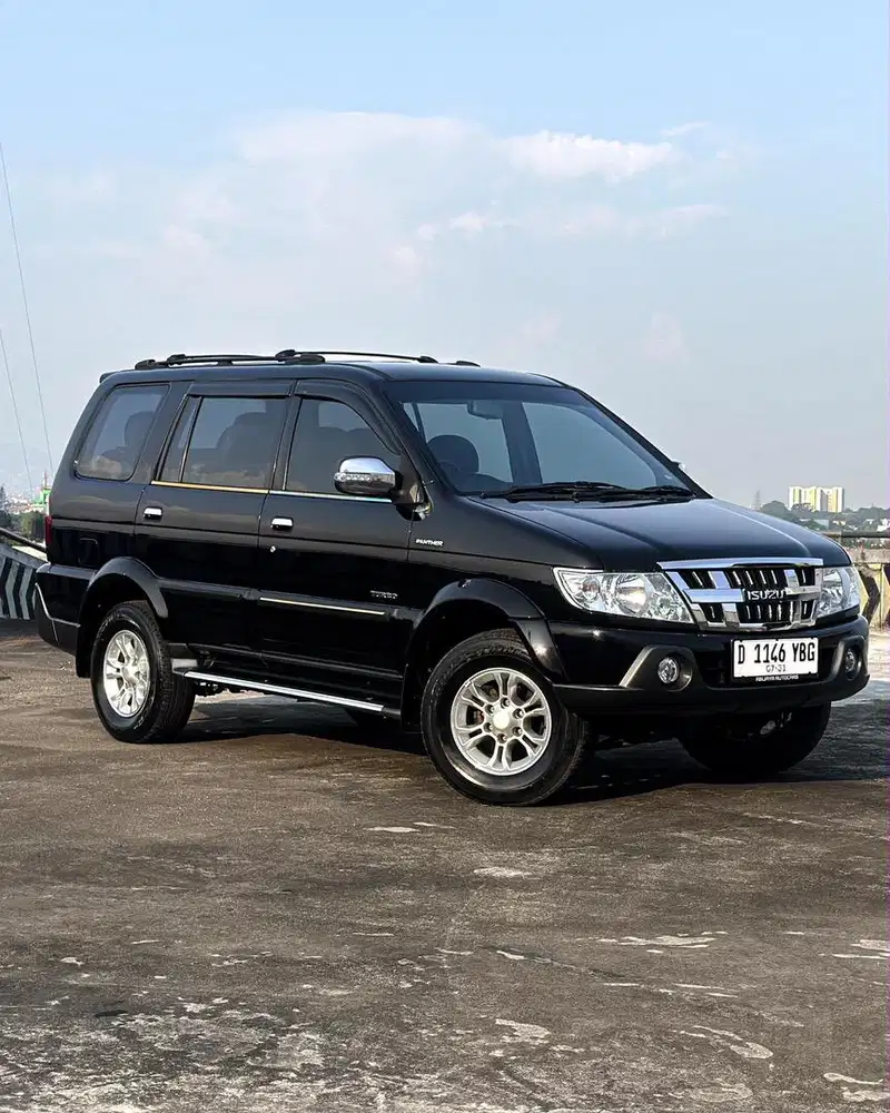 Antik Isuzu Panther Grand Touring Mt 2016