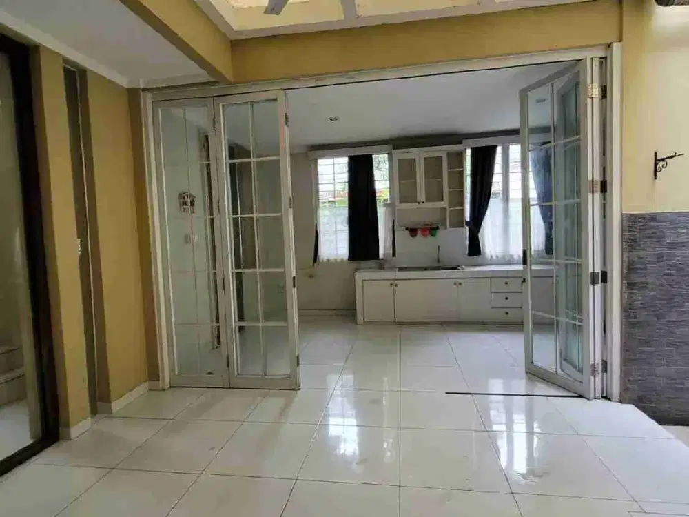 Rumah discovery Furnished bagus keren nyaman siap huni harga nego