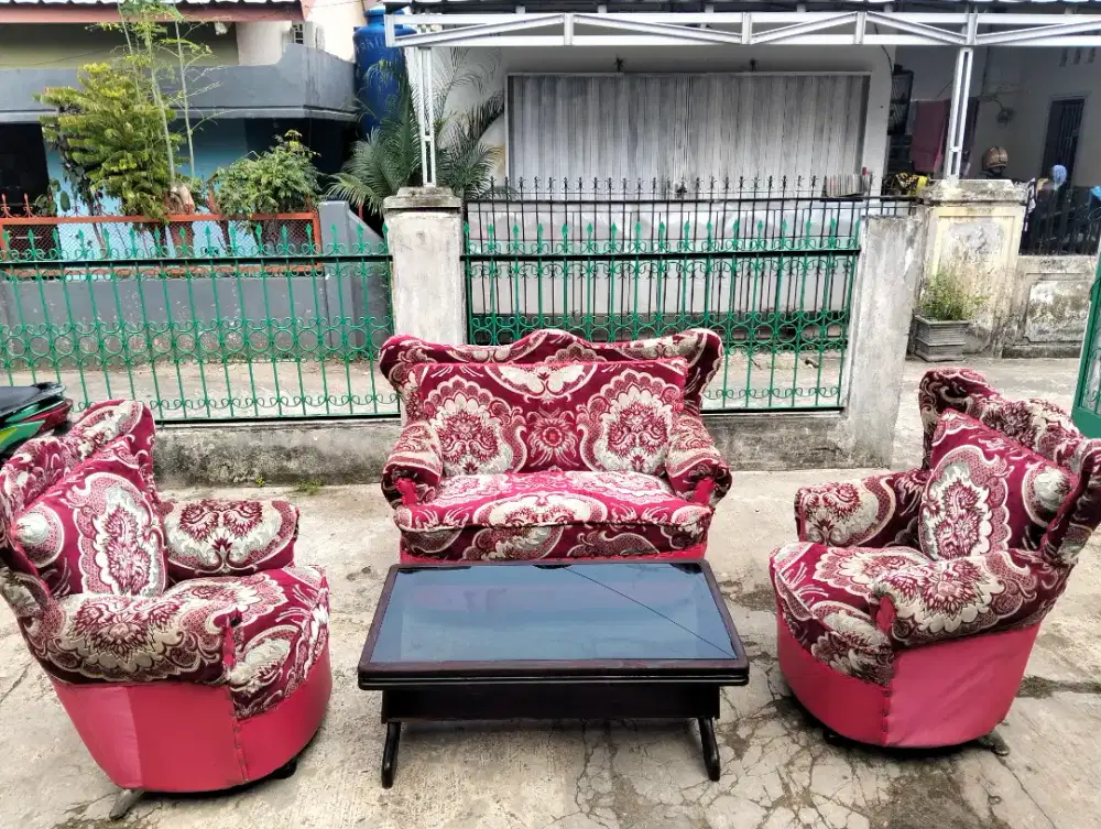 kursi sofa 211 plus meja