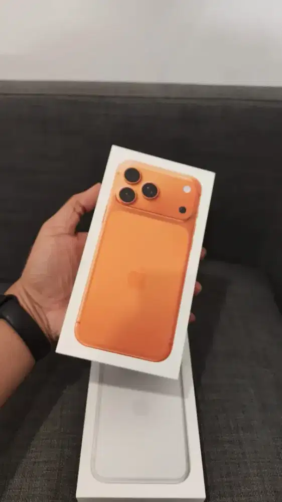 Ready Stok iPhone 17 Pro Max 512GB Garansi iBox bisa cicil syarat KTP