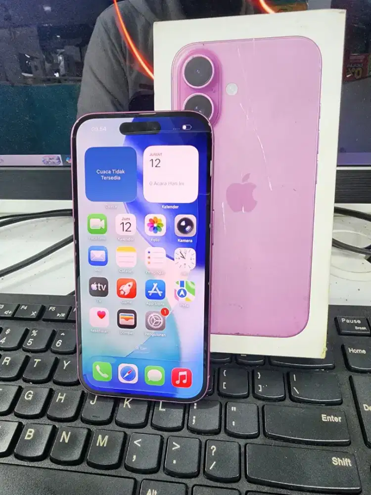 Jual iphone 16 128gb pink fulset ibox resmi like new