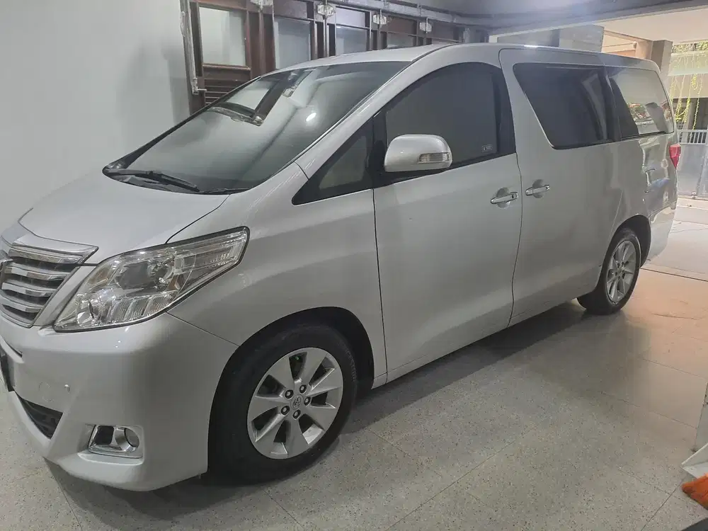 Toyota Alphard 2014 Bensin