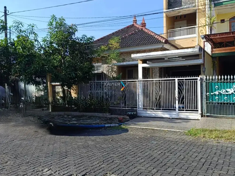 Dijual Rumah Terawat di Boulevard Pondok Blimbing Indah, Araya Malang