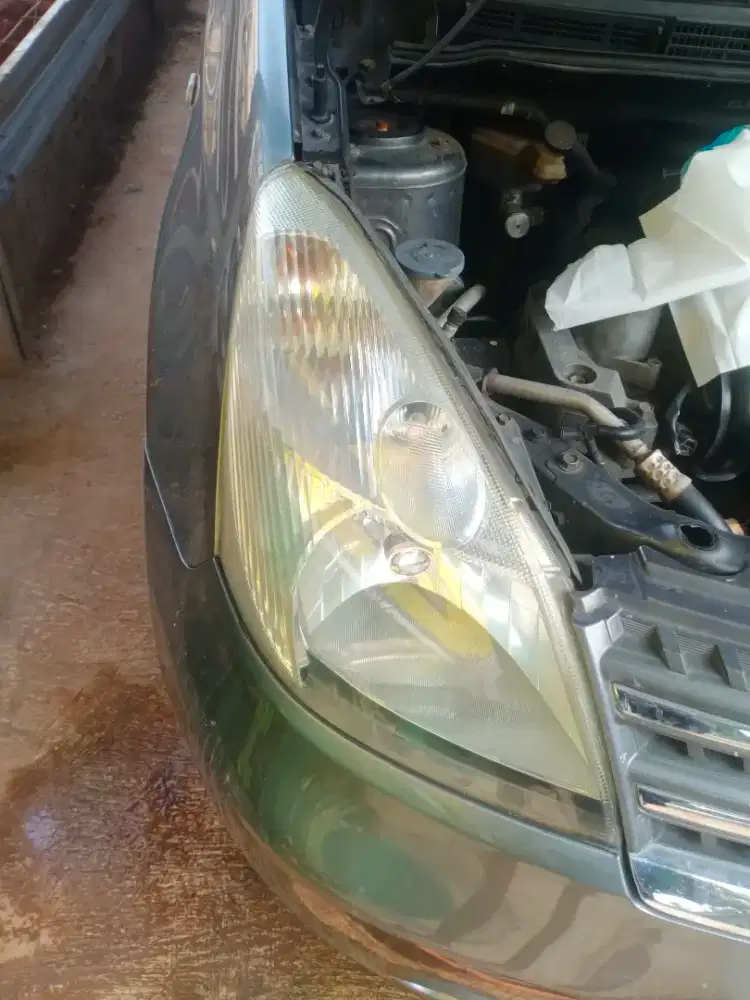 POLES LAMPU MOBIL