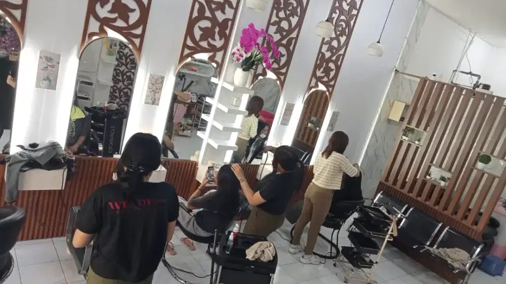 Di butuhkan segera pegawai salon