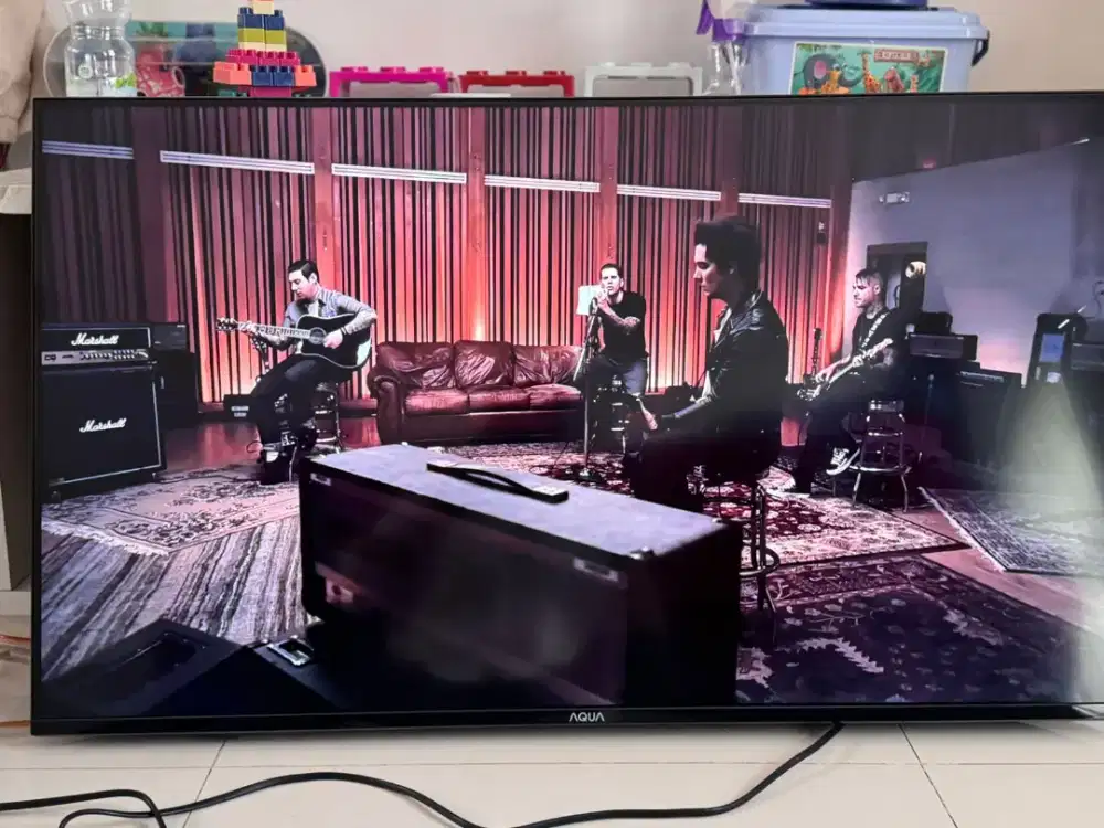 Jual TV AQUA 43inc type aqt43k701af Android smart tv