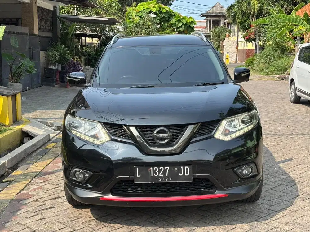 NISSAN XTRAIL 2.5 T32 CVT 2015 MATIC KONDISI SANGAT TERAWAT, DP MINIM