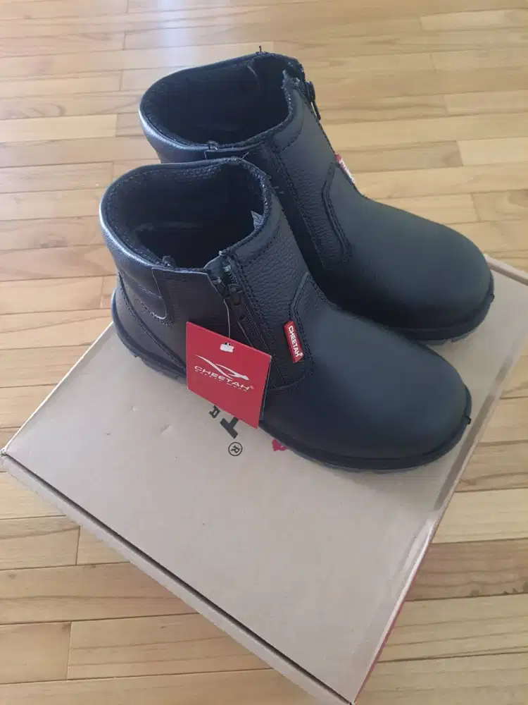 Sepatu Safety Merk Cheetah berSNI