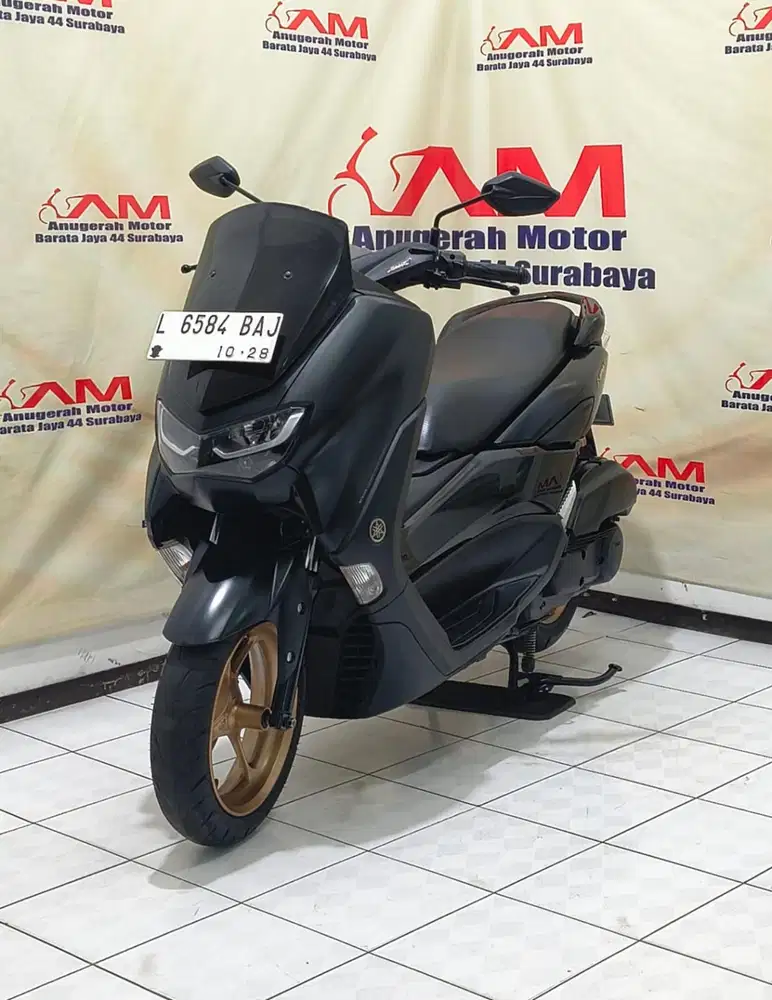Yamaha NMAX type S tahun 2023 hitam doff