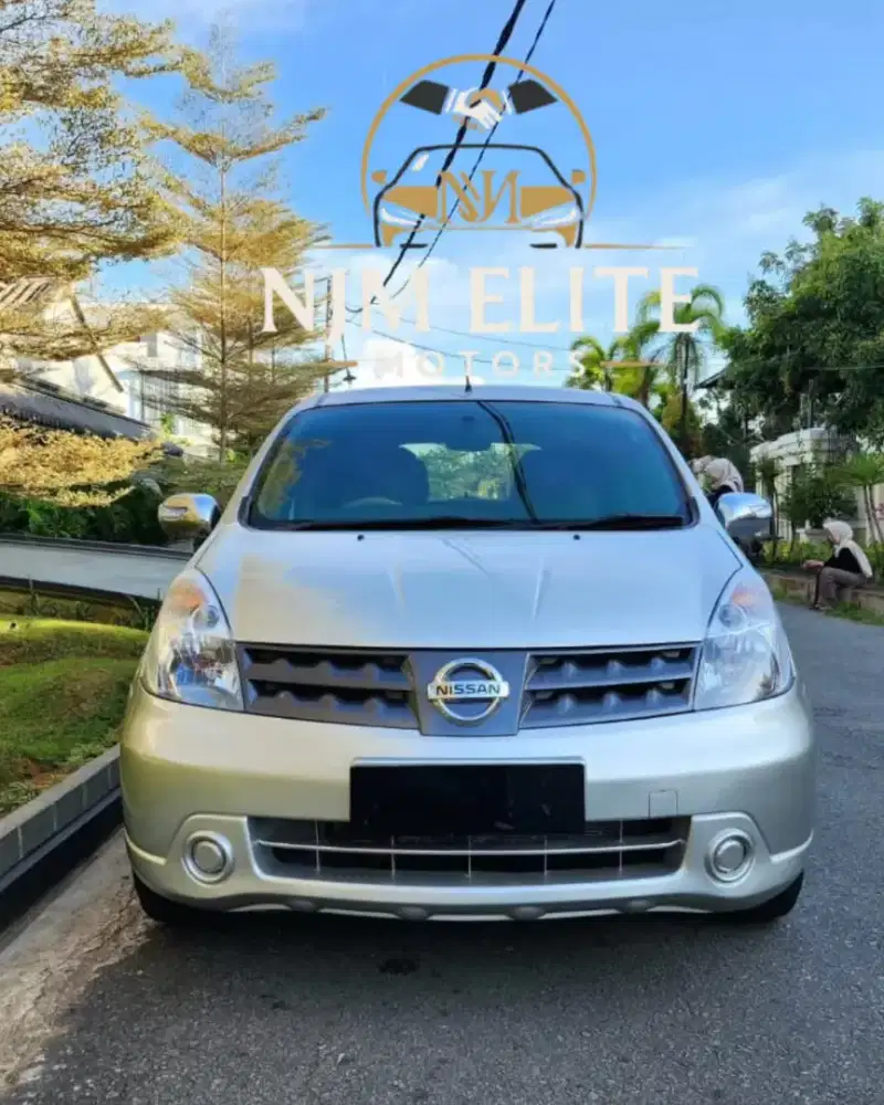 DIJUAL - NISSAN GRAND LIVINA 1,5 AT 2008