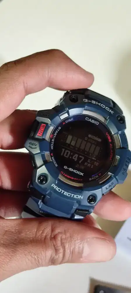 G-Shock GBD 100 Biru