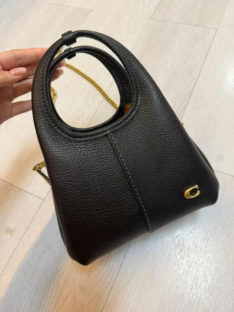 Lana 19 crossbody