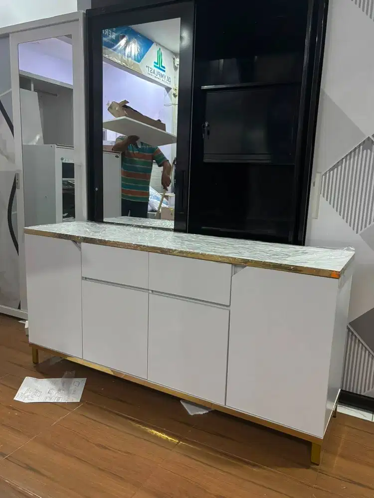 meja tv minimalis kaki besi