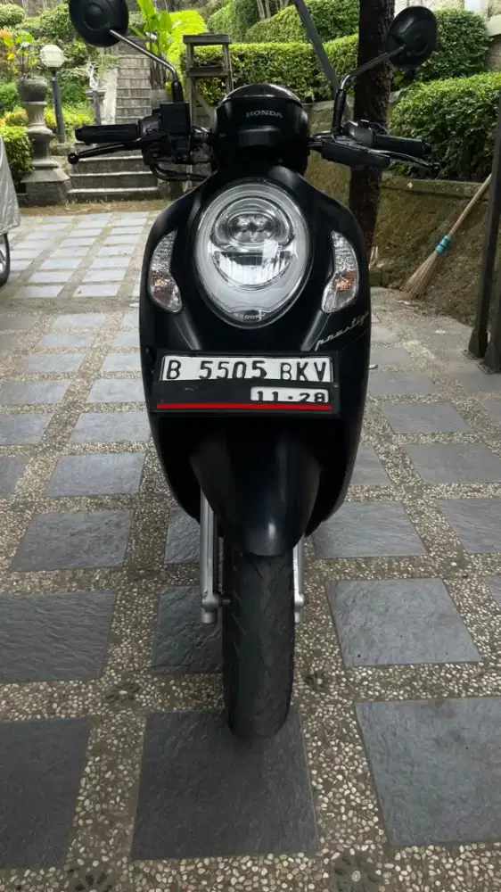 Honda Scoopy 2023 Prestge Kyless 110 CBS ISS Black Doff