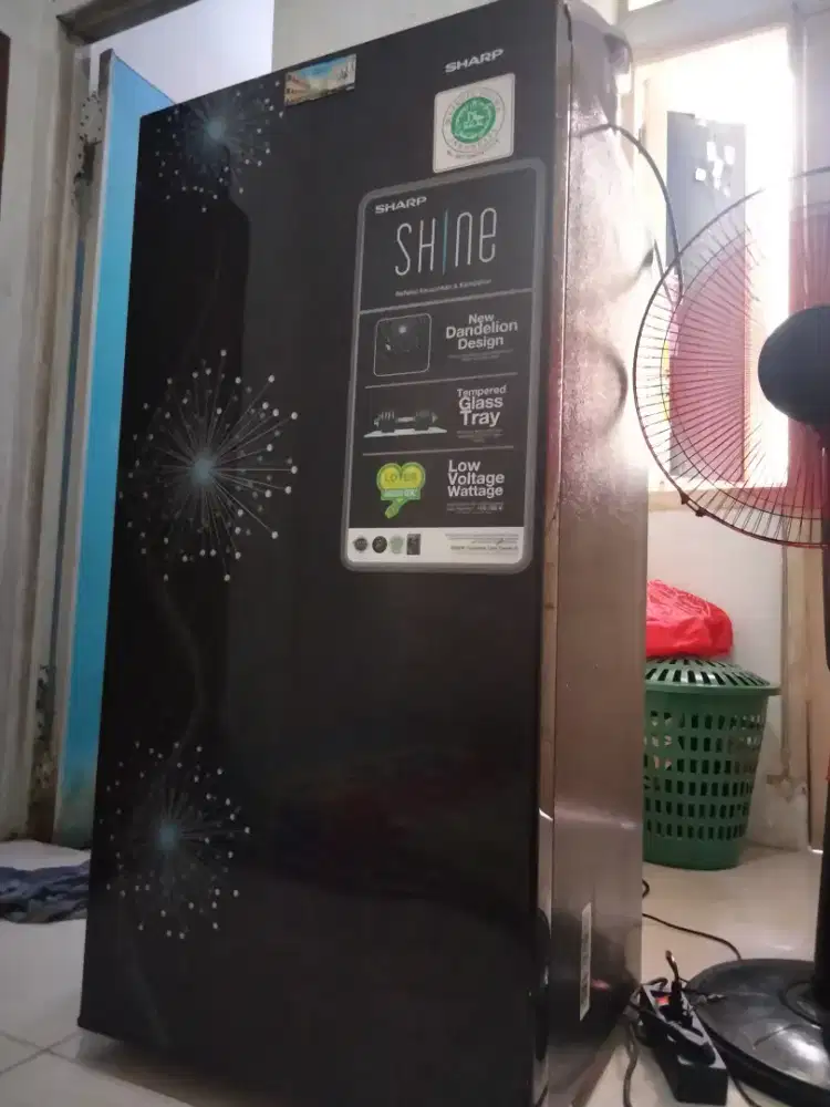 sharp 1 pintu like new