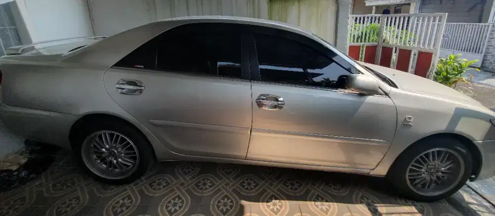 TOYOTA CAMRY 2.4G / AT