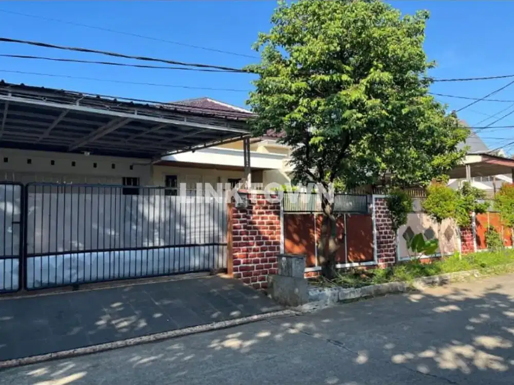 Dijual Rumah Luas Dengan Tanah 490m² Di Jatiwaringin