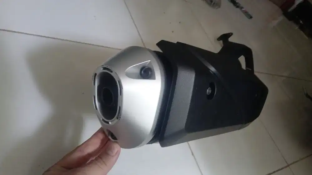 Di jual knalpot vario 160 copotan mtr dari baru