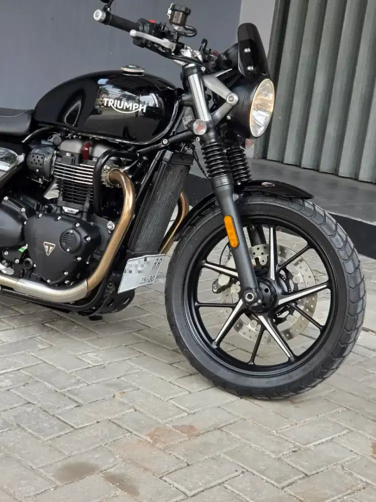 Moge Triumph Street Twin 900 th 2021 km2rb Like New Siap Gas Turing