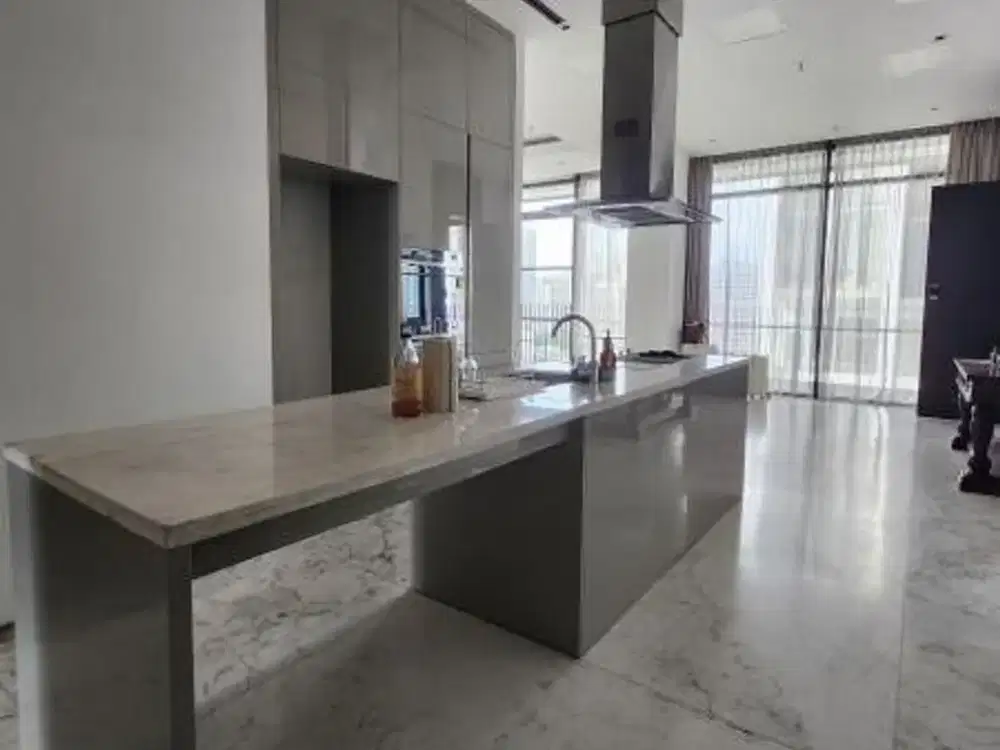 Disewa Apartemen Senopati Suites 3br Uk 287 m2 Furnished at Jakarta Selatan
