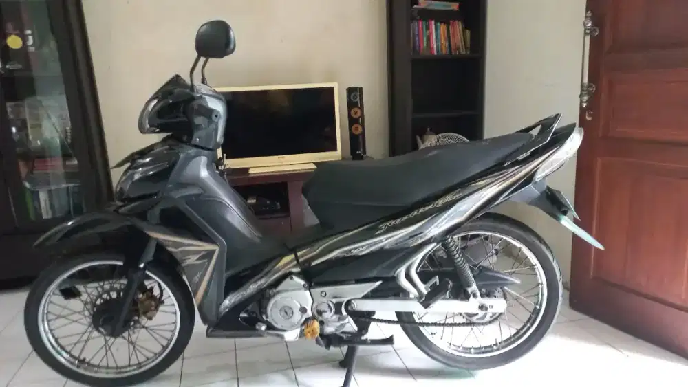 Yamaha Jupiter Z Robot 2010