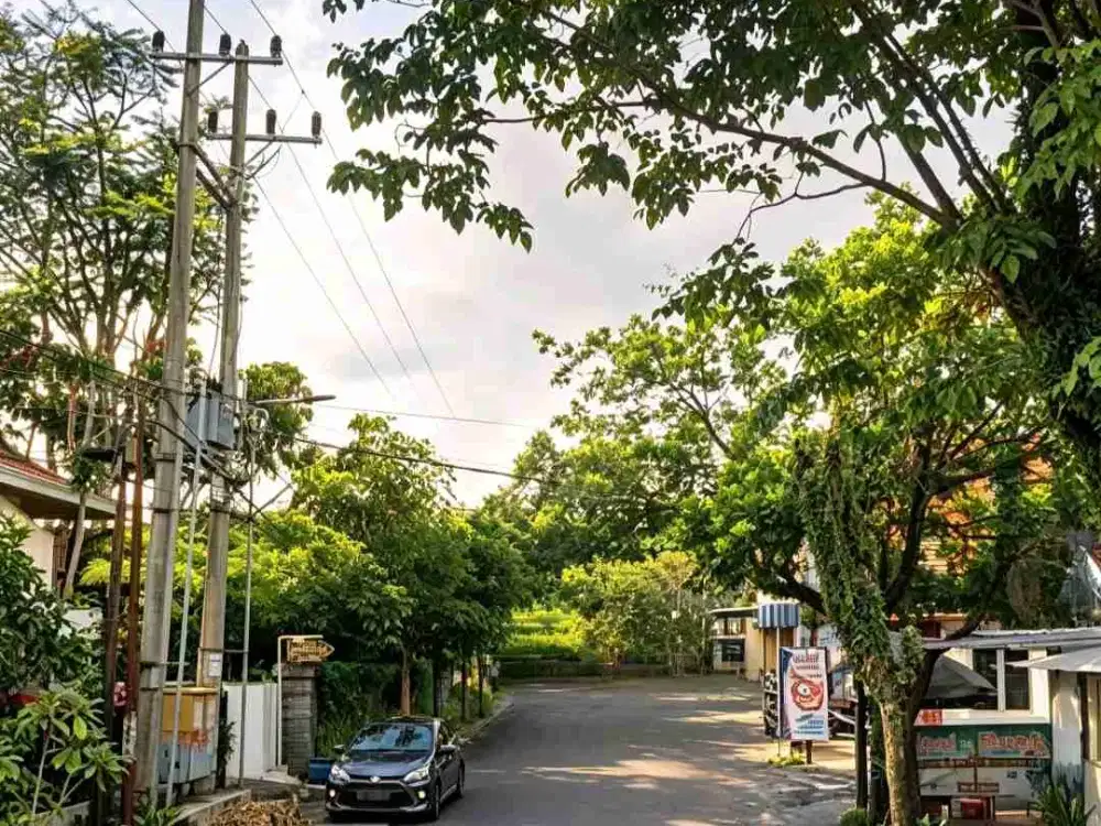 RUMAH TERHITUNG HARGA TANAH LOKASI BUKIT BARISAN DIENG KOTA MALANG