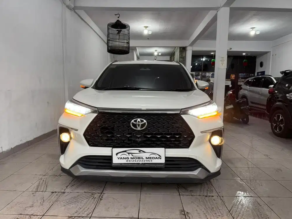 Toyota Avanza Veloz Q CVT TSS Matic 2022 Putih