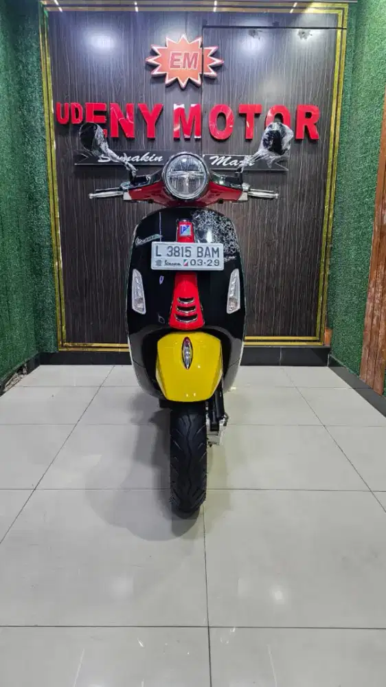 UD ENY MOTOR - Piaggio Vespa Primavera Mickey Mouse thn 2023