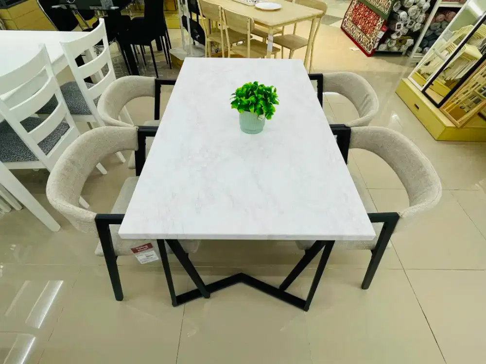 Meja Makan Harper Set white