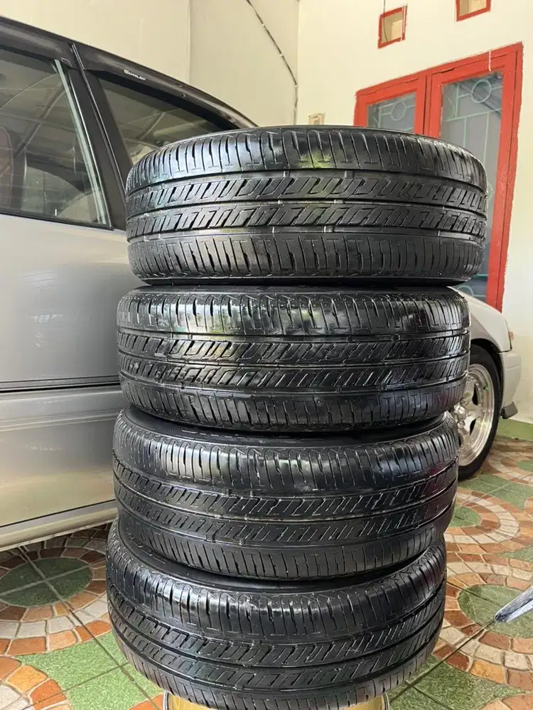 Bismillah dijual ban bridgestone tahun 2024 R15 185/55 like new