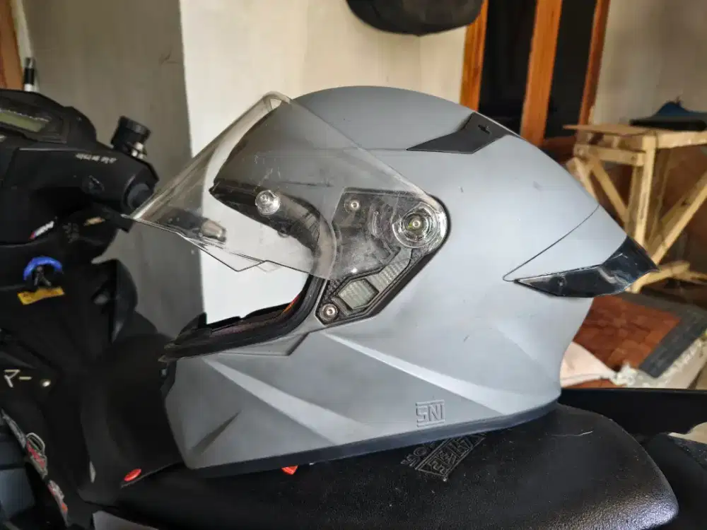 KYT TT COURSE GORILA GREY